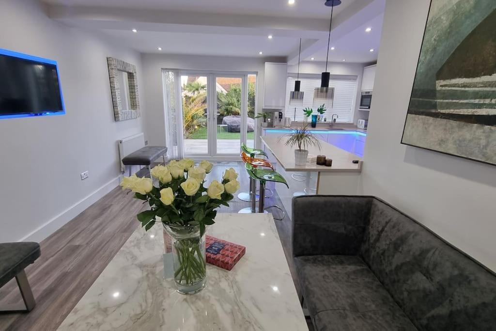 Villa Northbourne House Ferndown Exterior foto