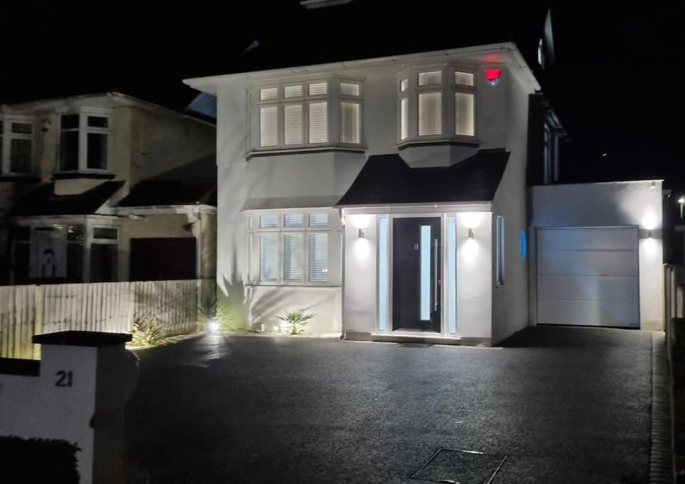 Villa Northbourne House Ferndown Exterior foto