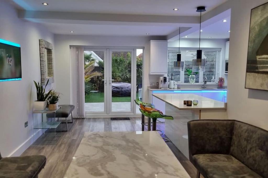 Villa Northbourne House Ferndown Exterior foto