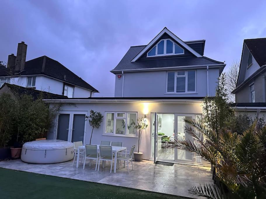 Villa Northbourne House Ferndown Exterior foto