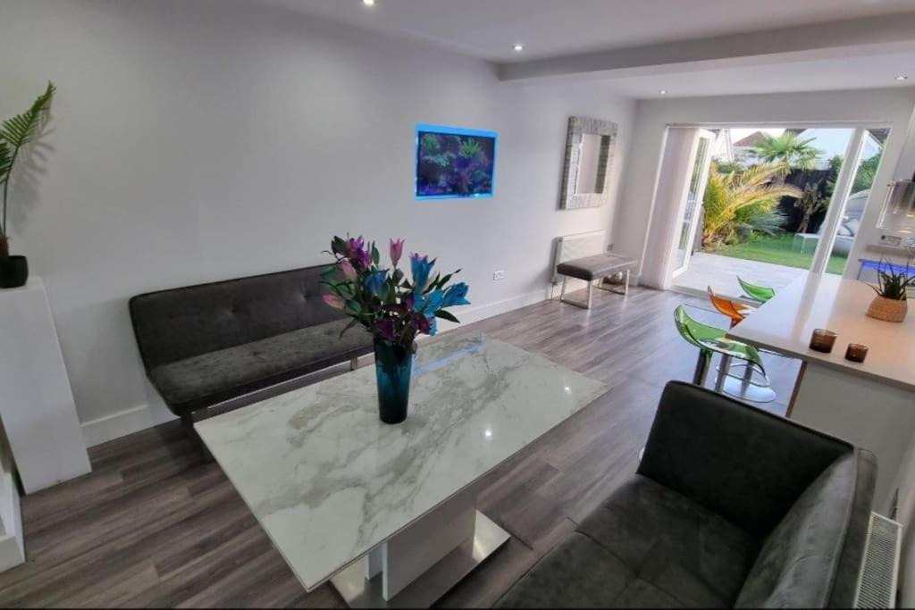 Villa Northbourne House Ferndown Exterior foto